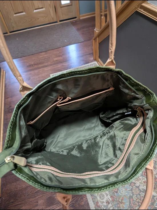 Joy & Iman Quilted Green Tote with Tan Handles - Picture 9 of 11